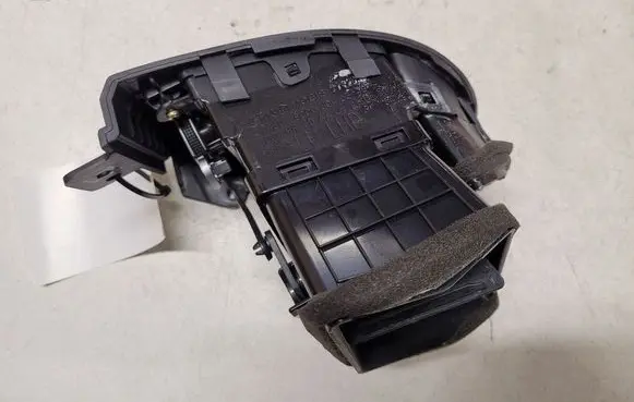 Hyundai Santa Fe Dashboard side air vent grill/cover trim 974802B000 U0415348