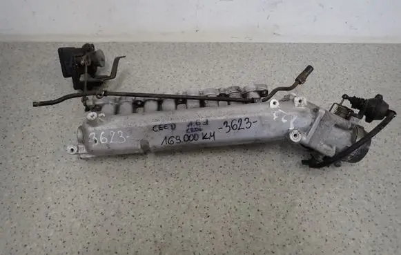 Hyundai i30 Intake manifold