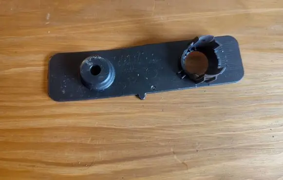 BMW X3 G01 Front parking sensor holder (PDC) 8081883