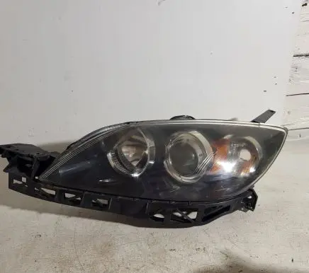 Mazda 3 I Headlight/headlamp P2951