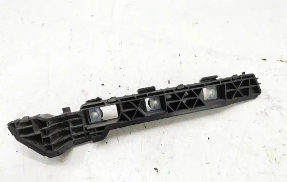 Hyundai i20 (BC3 BI3) Rear bumper mounting bracket