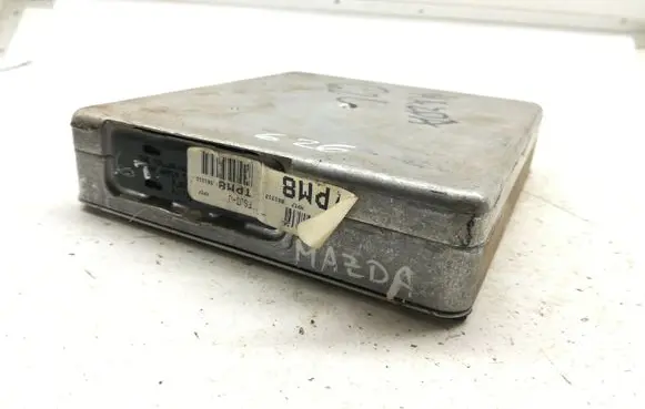 Mazda 626 Engine control unit/module F7FF12A650FJ FSJ318881J