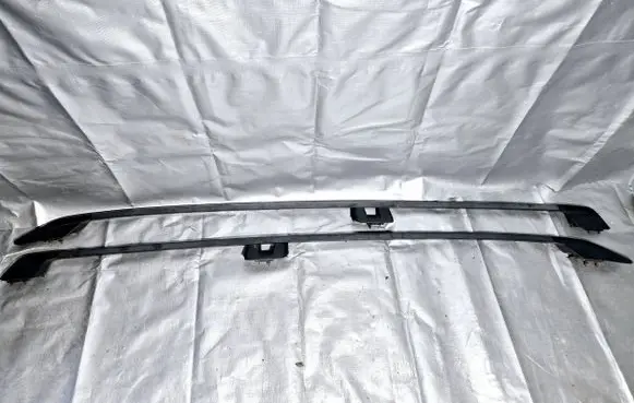 Roof bar rail