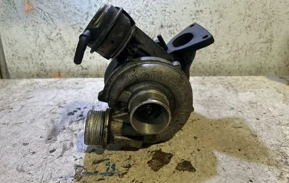 Volvo V70 Turbo 8653146 GT2052V