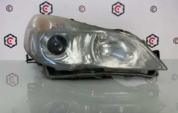 Subaru Outback Headlight/headlamp