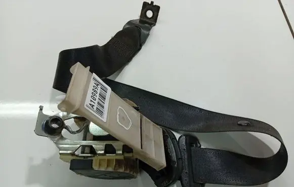 Opel Astra G Front seatbelt