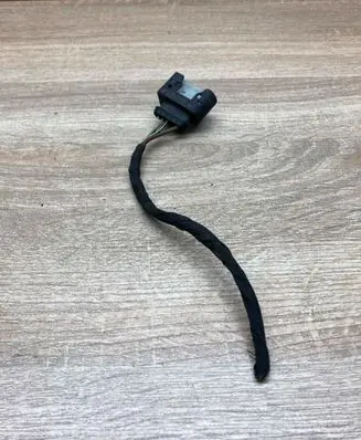 Mercedes-Benz E W211 Plug wire 0235450626