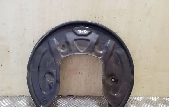 Mercedes-Benz C W205 Rear brake disc plate dust cover 