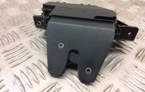 BMW 1 E82 E88 Loading door lock 