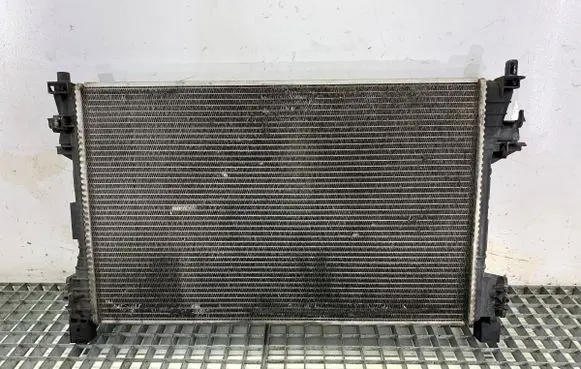 Mercedes-Benz C AMG W203 Coolant radiator A2035001103