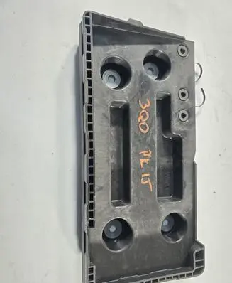 Volkswagen PASSAT B8 Battery box tray 3Q0804869
