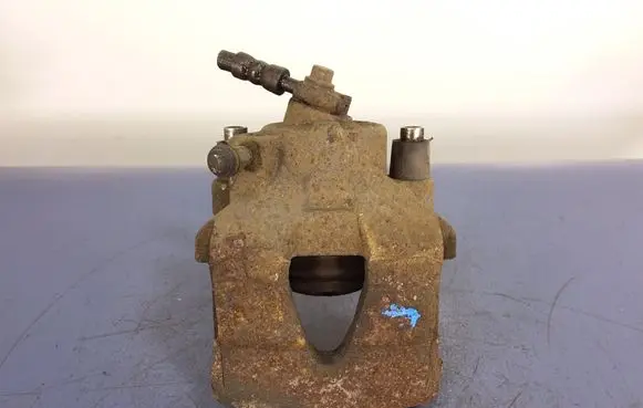 Skoda Fabia Mk2 (5J) Front brake caliper