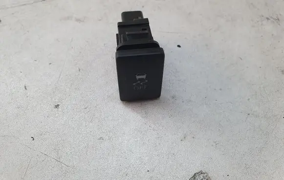 Traction control (ASR) switch