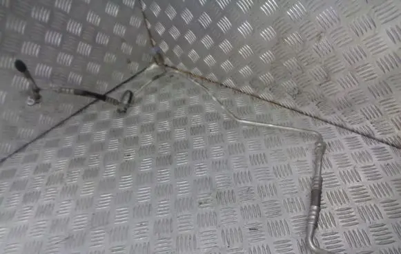 Ford Focus C-MAX Air conditioning (A/C) pipe/hose