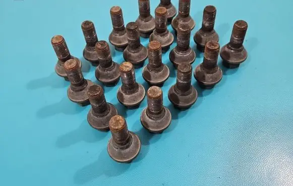 Renault Trafic III (X82) Nuts/bolts IMPRK1370198