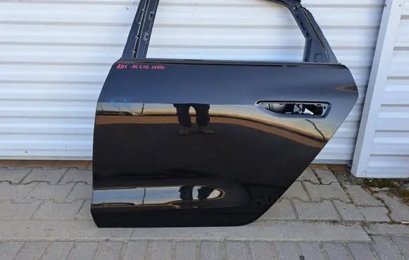 Audi A5 Rear door 8B5833051