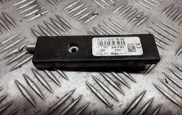 Mercedes-Benz E W212 Aerial antenna amplifier A2128201689 28072367