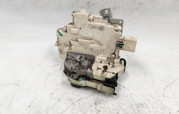 Audi A4 S4 B8 8K Rear door lock 8K0839016A