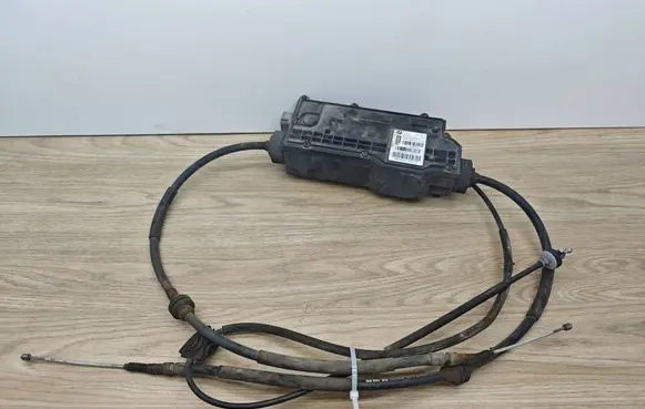 BMW X5 E70 Hand brake control module 6788968 13665010 S007405011
