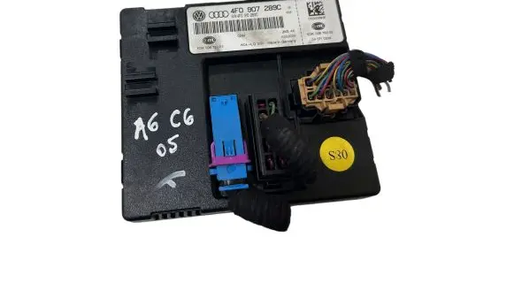 Audi A6 S6 C6 4F Comfort/convenience module 4F0907289C 5DK00876203 4F0910289C