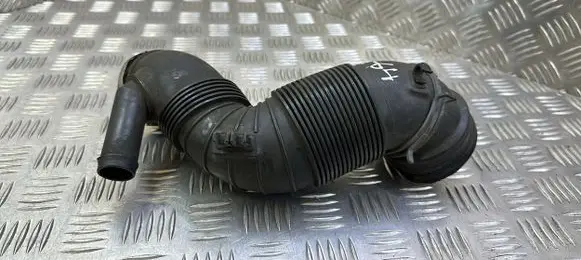 Skoda Superb B6 (3T) Air intake hose/pipe 3C0129654