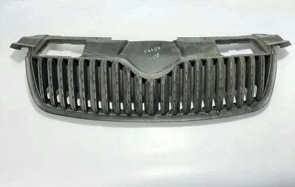 Quarter panel pressure vent