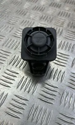 Volkswagen PASSAT B8 Alarm system siren 5Q0951605A