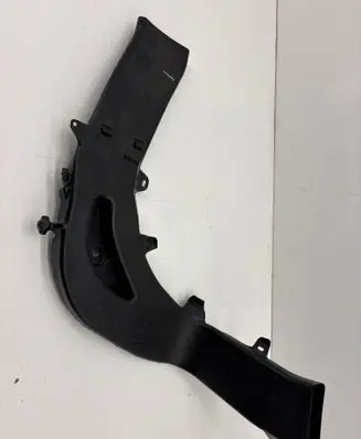 BMW 7 G70 Cabin air duct channel 987018406 9870184 15361710