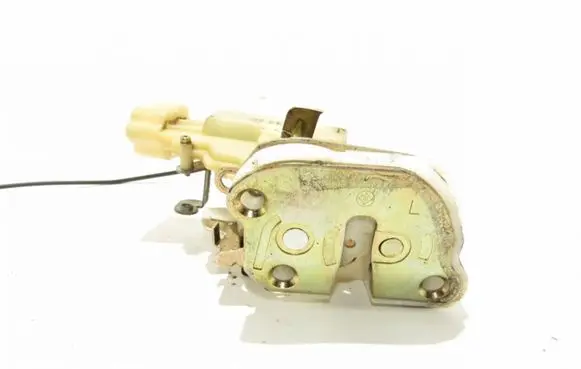 Toyota Yaris Rear door lock
