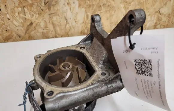 Opel Astra K Water pump 55488479 258G N311625850931479