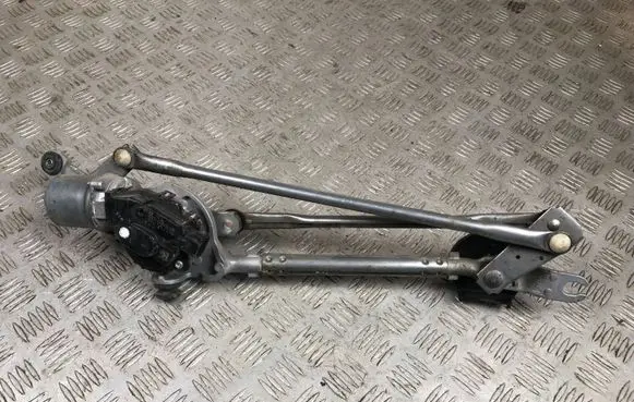 Subaru Outback (BS) Front wiper linkage and motor 86513AL02A