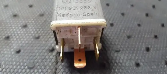 Audi TT Mk1 Other relay 141951253B 20240072