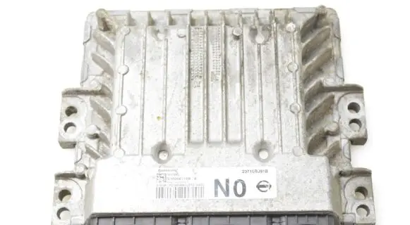 Nissan Juke I F15 Engine control unit/module 23710BJ91B