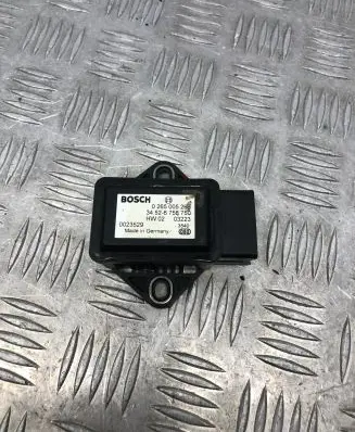 BMW 5 E60 E61 ESP acceleration yaw rate sensor 34526758750 0023529 0265005266