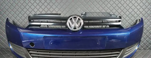Volkswagen Golf VI Front bumper