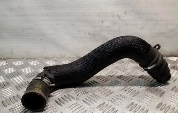 Dodge Nitro Engine coolant pipe/hose