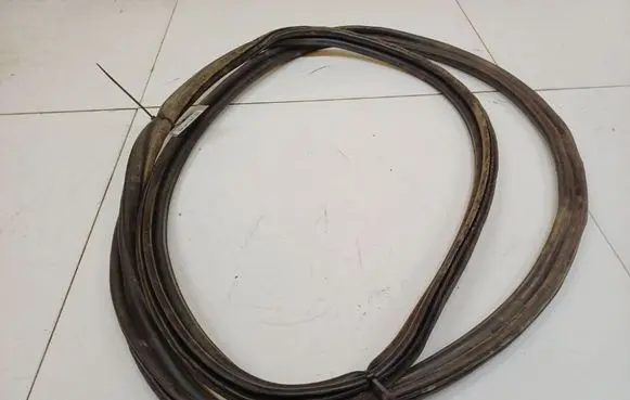 Citroen C5 Trunk rubber seal (body) 