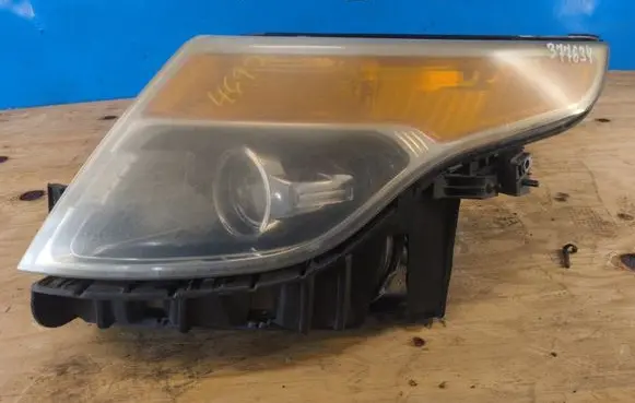 Ford Explorer V Headlight/headlamp BB5Z13008N