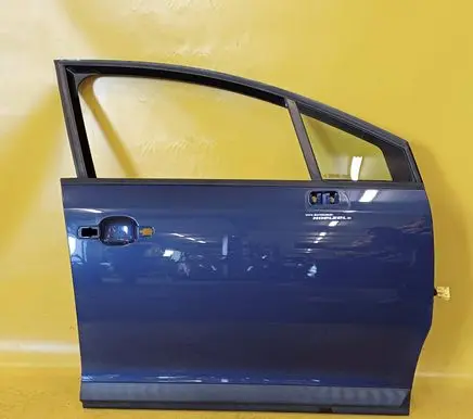 Citroen C4 I Front door 