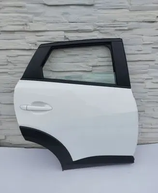 Mazda CX-3 Rear door