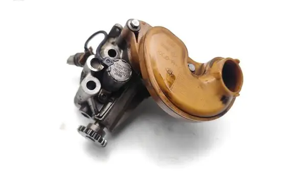 Dacia Sandero Oil pump 150002257R