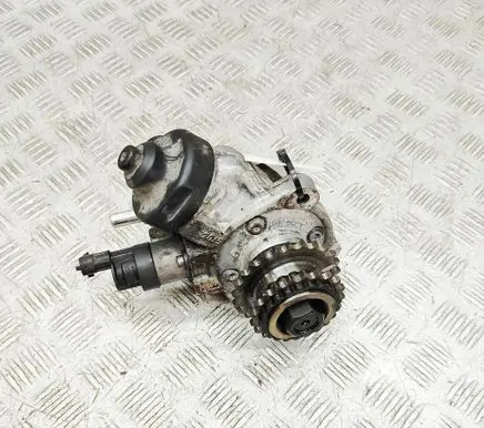 KIA Sorento Mechanical fuel pump 331002F600 0445010598