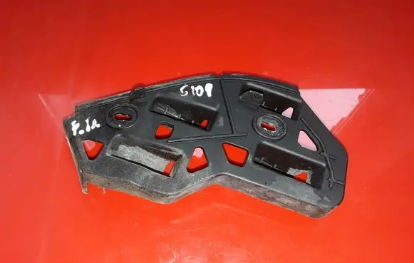 Volkswagen Polo IV 9N3 Front bumper mounting bracket 6Q0807183A