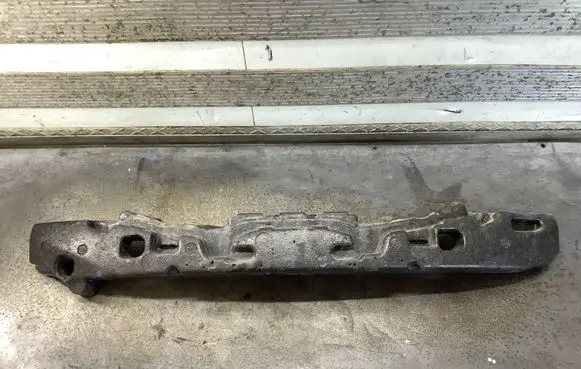 KIA Ceed Front bumper foam support bar 86520A2002