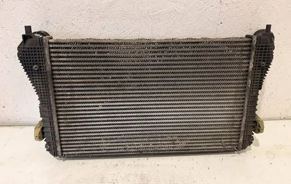 Skoda Yeti (5L) Intercooler radiator 1K0145803AF