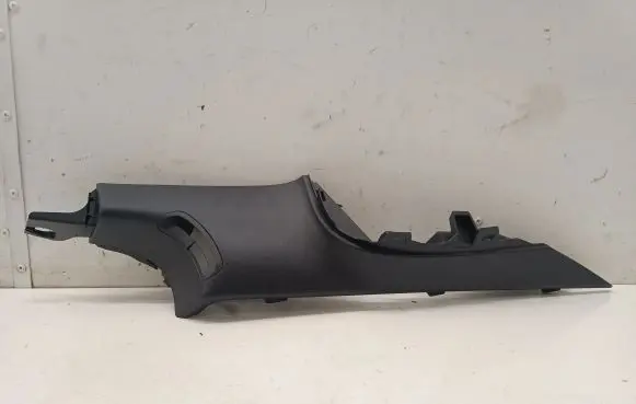 Tesla Model 3 (D)pillar trim (top) 164344500A
