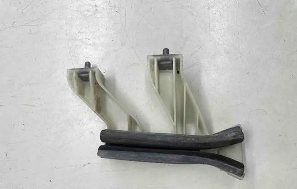 Renault Espace V (RFC) Front door windshield rail 802215223R