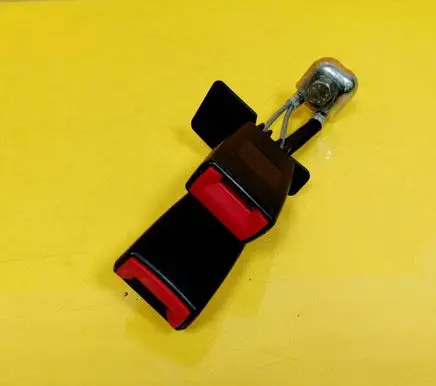 Volkswagen PASSAT B5 Rear seatbelt buckle 3B0857739C