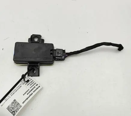 Mercedes-Benz E W238 Aerial antenna amplifier A0009002013 A0009027436