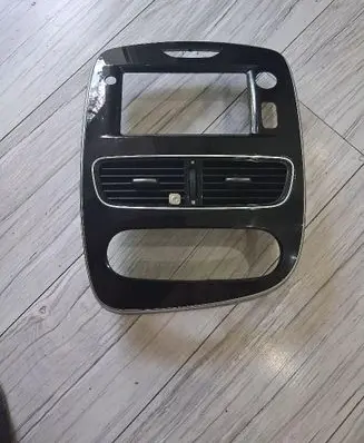 Renault Clio IV Dashboard center trim panel 682601204R